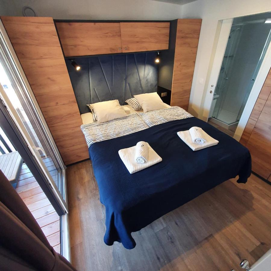 Biograd Mobile Home Oasis Биоград-на-Мору Экстерьер фото