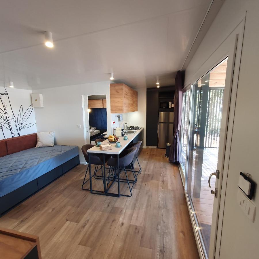 Biograd Mobile Home Oasis Биоград-на-Мору Экстерьер фото